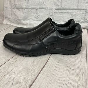 Call it spring slip on black casual shoes men sz 10.5